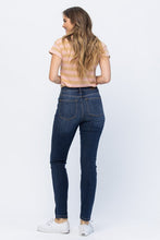Load image into Gallery viewer, Judy Blue Living For The Moment Relaxed Fit Jeans
