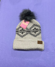 Load image into Gallery viewer, Simply Southern Fuzzy Beanies
